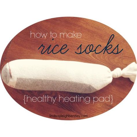 DIY heating pad (rice + socks)  Doing this tonight- I'm freezing!! Rice Heating Pad Diy, Heating Pad Diy, Rice Sock, Diy Heating Pad, Rice Heating Pad, Ear Ache, Rice Heating Pads, Rice Pack, Warm Compress