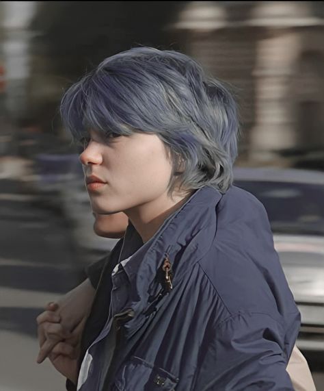 Hair Styles Blue, Hair Color Short Hair, Blue Is The Warmest Colour, Lea Seydoux, Spring Hair Color, Spring Hair, Short Hair, Short Hair Styles, Hair Color