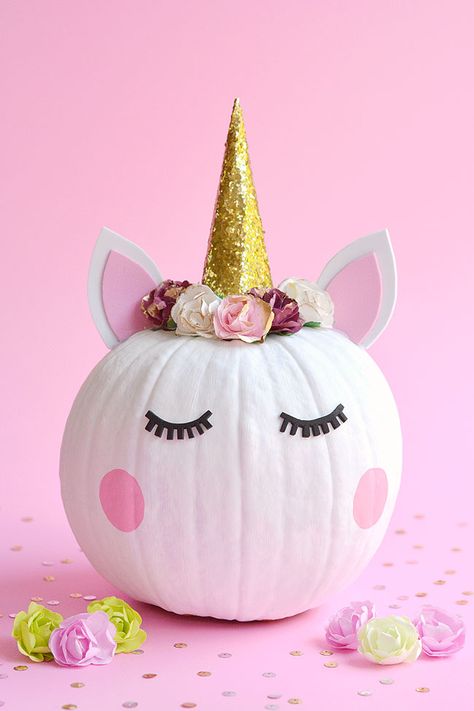 This unicorn pumpkin is SO CUTE! This no-carve pumpkin decoration is painted with acrylic paint and made with craft foam and paper flowers. Celebrate a magical Halloween this fall with this adorable, non-spooky kids craft! Unicorn Pumpkin, Paper Mache Pumpkins, Fun Fall Crafts, Pink Crafts, Fun Pumpkins, Creative Pumpkins, Easy Halloween Crafts, Pumpkin Art, Halloween Crafts For Kids