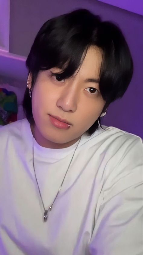 Jungkook Without Makeup, Bts Without Makeup, Funny Face Gif, Jungkook Smile, American Girl Doll Furniture, Closer Quotes Movie, Bts Concept Photo, Jeon Jungkook Photoshoot, Jungkook Abs