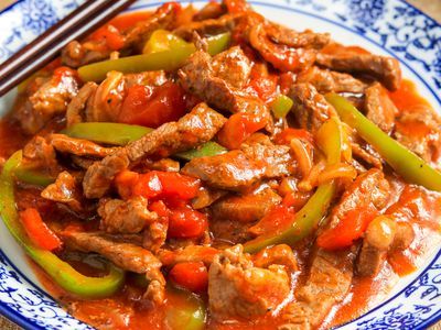 Pepper Steak Recipe With Tomatoes, Ihop Steak Tips Recipe, Steak With Tomatoes, Cook Videos, Sirloin Tip Steak, Recipe With Tomatoes, Company Recipes, Pepper Beef, Pepper Steak Recipe