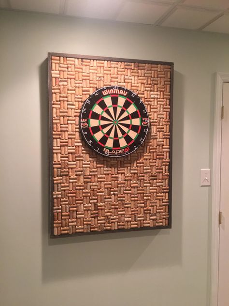 DIY Dartboard Backer - Imgur Corkscrew Crafts, Diy Dartboard, Dartboard Backer, Cork Dartboard, Dart Board Wall, Cork Crafts Diy, Building A Treehouse, Wine Cork Art, Cork Projects