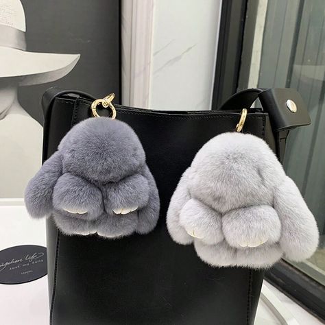 1 Pcs Light Gray Plush Rabbit Keychain,Cute Bunny Pendant Car Keyring Bag's Decoration Keyring Backpack Accessory Shein Stuff, Bunny Pendant, Rabbit Keychain, Bunny Keychain, Keychain Plush, Plush Rabbit, Blue Keychain, Neutral Accessories, Fur Accessories