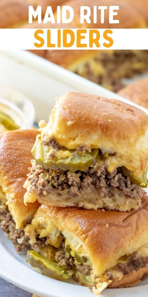 Sliders Recipes Hawaiian Rolls, Easy Slider Recipes, Slider Sandwiches, Best Sandwich Recipes, Beef Sliders, Slider Recipes, Stuffed Chicken, Beef Recipes Easy, Soup And Sandwich