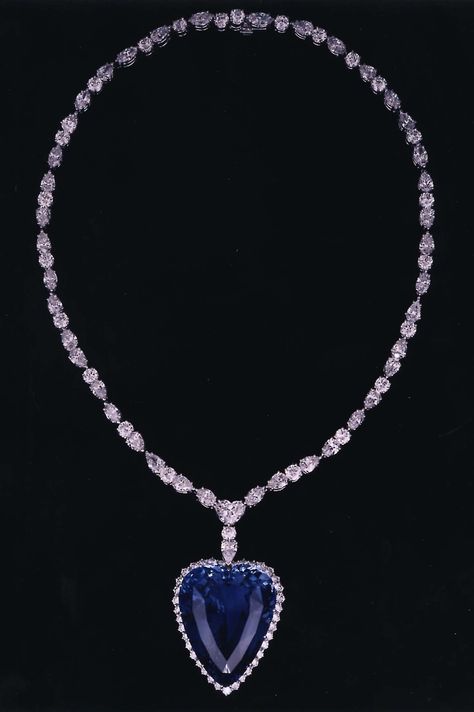 The 45 Most Gorgeous, Famous Gems of All Time Diamond And Sapphire Necklace, The Heart Of The Ocean, Cullinan Diamond, Royal Engagement Rings, Heart Of The Ocean, Royal Rings, Victorian Jewellery, Pink Engagement Ring, The Bling Ring