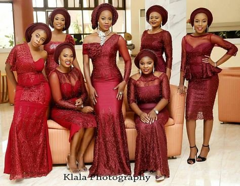 336 Likes, 10 Comments - Ms Asoebi (@ms_asoebi) on Instagram: “Photog @klalaphotography: ⠀ ...⠀ "Pls tag them Hottties🔥💥 #olasquare17 ⠀ @hollawande 's hotties ⠀…” Asoebi Lace Styles For Wedding, Africa Attire, Lace Asoebi, Asoebi Lace Styles, Nigerian Lace Dress, Nigerian Dress Styles, Lace Styles For Wedding, Asoebi Lace, African Wears