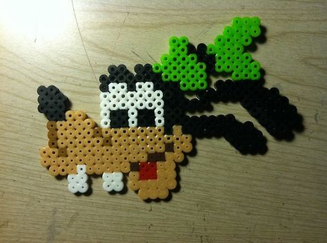 Goofy Perler Perler Bead Creations, Hama Disney, Perler Beads Ideas, Bead Templates, Perler Creations, Bead Creations, Beads Patterns, Fuse Bead Patterns, Perler Bead Templates