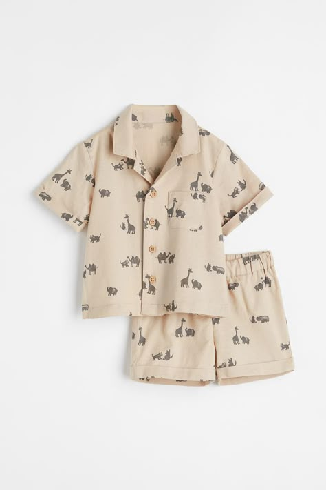 Boys Pjs, Baby Animal Drawings, H&m Baby, Kids Pjs, Pocket Shorts, Baby Trend, Linen Set, Cut Shirts