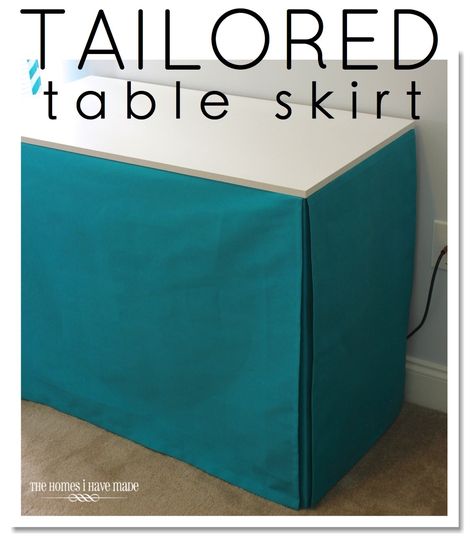 tutorial on how to skirt a table - the easy ways! Tailored Table Skirt from The Homes I Have Made Diy Table Skirts, Desk Skirt, Diy Console, Craft Table Diy, Diy Console Table, Craft Fair Displays, Make A Table, Diy Skirt, Craft Show Displays