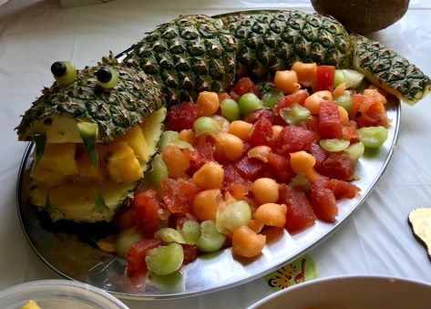 Animal Themed Fruit Tray, Jungle Themed Appetizers, Safari Themed Fruit Tray, Alligator Fruit Display, Jungle Theme Party Food Ideas, Alligator Fruit Tray, Wild One Fruit Tray, Safari Fruit Display, Jungle Themed Charcuterie Board