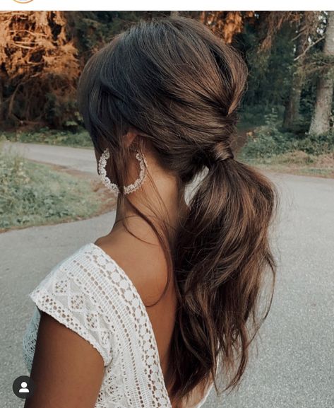 Braided Low Ponytail, Ponytail Bridal Hair, Low Ponytails, Hairstyle Ponytail, Bridesmaid Hair Inspo, Low Ponytail Hairstyles, Bridemaids Hairstyles, Hairstyles Homecoming, Guest Hair