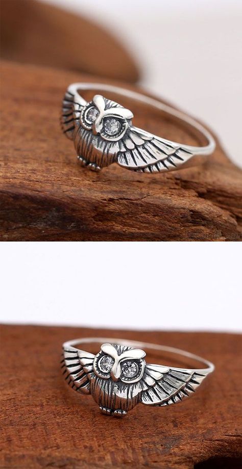 Outstanding Dresses, Animal Rings Jewelry, Jewlery Rings, Ladies Silver Rings, Owl Animal, Iron Jewelry, Owl Ring, Elephant Ring, Unique Rings Vintage