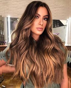 Brown Hair Color Shades, Hair Color Caramel, Creamy Blonde, Caramel Hair, Long Hair Color, Hair Color Shades, Brown Hair Balayage, Hair Affair, Hair Inspiration Color