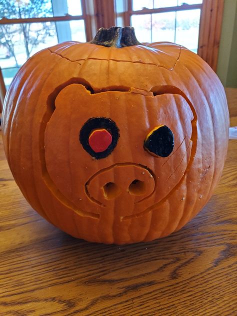 Roblox Pumpkin Carving, Pig Pumpkin Carving, Roblox Pumpkin, Halloween Photobooth, Pig Pumpkin, Pumpkin Stencils Free, Scary Halloween Pumpkins, Halloween Photo Booth, 90s Fashion Outfits Hip Hop Party