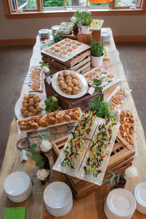 Garden Buffet Table Ideas, Garden Party Buffet Table, Boho Catering Set Up, Garden Wedding Buffet, Garden Party Catering, Catering Setup Ideas, Grazing Table Ideas Wedding Reception Rustic, Boho Wedding Snack Table, Wedding Buffet Set Up