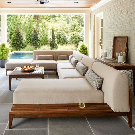 <p>Unleash your creativity and embrace the art of outdoor living with the <b>Mix Sectional Chaise Lounge</b> (28490) by Jensen Outdoor. Mix Collection effortlessly combines fashion, function, and luxury with its clean lines and sleek contours, all crafted from 100% FSC®-certified Ipe timber. This tropical hardwood is renowned for its unparalleled strength, enduring beauty, and resistance to the elements and wear. Upon arrival, Ipe showcases a deep, chocolate brown color Outdoor Couches Patio, Outdoor Luxury Furniture, Outdoor Modular Seating, Outdoor Couch Ideas, Mid Century Modern Patio Furniture, Tropical Lounge, Modern Outdoor Lounge Furniture, Deck Inspiration, Comfortable Outdoor Furniture