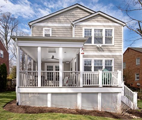 Exterior View of 2 Story rear addition on an Arlington Colonial house with screen porch added Cape Cod House Interior, Colonial House Interior, Cape Cod House Exterior, Cedar Shingle Siding, Front Porch Addition, Colonial House Exteriors, Contemporary Style Kitchen, Brick Siding, Sunroom Addition