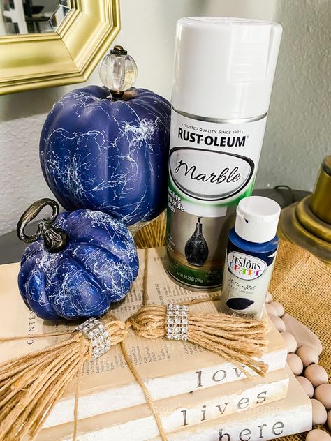 How to Make Blue Pumpkins (using Marble Spray Paint) https://www.southerncrushathome.com/how-to-make-blue-pumpkins-using-marble-spray-paint/ Marble Spray Paint, Plastic Pumpkins, Turquoise Painting, Faux Pumpkins, Marble Painting, Blue Pumpkins, Stacked Pumpkins, Fall Scents, Pumpkin Crafts