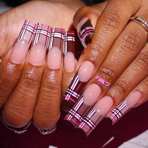 Pink Plaid Nails, Brown And Pink Nails, Duck Nails, Plaid Nails, Unique Acrylic Nails, Nail Fashion, High Maintenance, Pink And Brown, Aesthetic Look