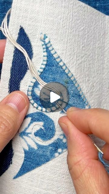 Hand Stitching Techniques, Crazy Quilt Stitches, Applique Stitches, Applique Tutorial, Abstract Embroidery, Chinese Embroidery, Free Ticket, Reverse Applique, Applique Quilting