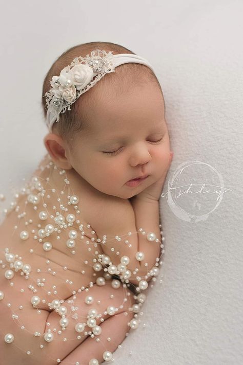 Pearl Newborn Pictures, Luxury Newborn Photography, Fairytale Newborn Photography, Newborn Photography Girly Black, Newborn Baby Photography Girly, Disney Newborn Pictures, January Newborn Pictures, Newborn Baby Girl Photoshooting Ideas, Baby Theme Photoshoot