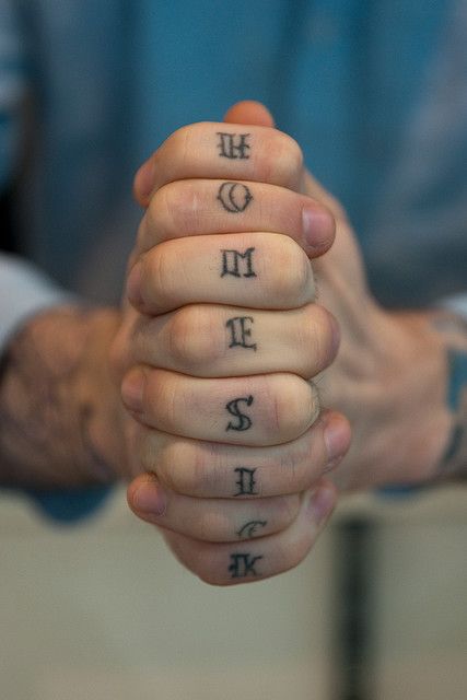 Knuckle Tattoo, Meaningful Word Tattoos, Knuckle Tattoos, Ancient Tattoo, Bug Tattoo, Spider Tattoo, Bad Tattoos, Japanese Tattoo Art, Baby Tattoos