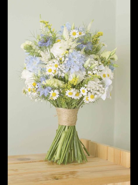 Bridal Bouquet With Forget Me Nots, Hydrangea Daisy Bouquet, White Yellow And Blue Flowers, Prom Flower Arrangements, Hydrangeas And Daisies, Blue And Tan Flower Arrangements, Daisy And Forget Me Not Bouquet, Blue Wild Flower Bouquet, Daisy Prom Bouquet