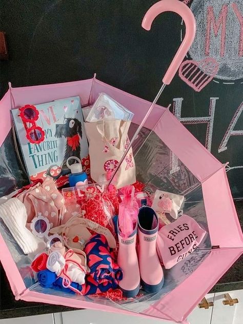 Toddler Valentine Gifts, Baby Valentines Gifts, Valentine Gift For Daughter, Valentines Day Baskets, Valentines Party Decor, Valentine Gift Baskets, Valentine Baskets, Valentine's Day Gift Baskets, Holiday Baskets