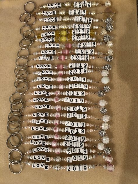 Beaded Key Chains, JW Convention gifts International Assembly Gifts, Assembly Gift Ideas Jw, Jw International Convention, Jw Assembly Gifts, Special Convention Jw, Jw Convention Gifts Diy, Jw Special Convention 2024 Gifts, International Convention Gift Ideas, Jw Convention Gifts 2024