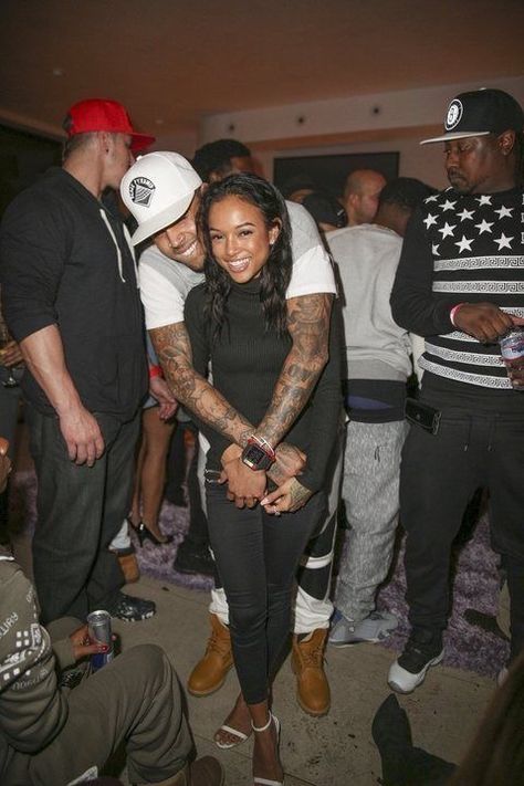 Chris Brown And Karrueche, Rap Fashion, Celebrity Relationships, Chris Brown Outfits, Chris Brown Style, Short Couples, Biracial Couples, Swag Couples, Breezy Chris Brown