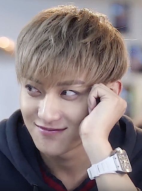 Zheng Boxu, Z.tao Cute, Tao Exo, Huang Zi Tao, Zi Tao, Z. Tao, Exo Fan, Love Songs For Him, Japanese Drama