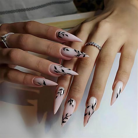 Diy Bts, Holloween Nails, Fake Nails Long, Cute Nails For Fall, Nails Set, Fake Nails With Glue, Almond Acrylic Nails, Nail Swag, Black Nail