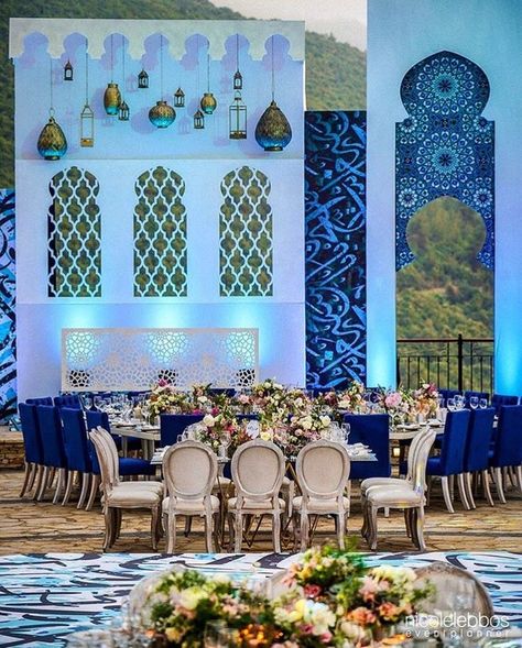 Turkish Theme Decor, Turkish Wedding Decor, Sangeet Backdrop, Garba Decor, Arabian Theme Party, Bar Palladio, Trendy Backdrops, Sufi Night, Arabian Theme