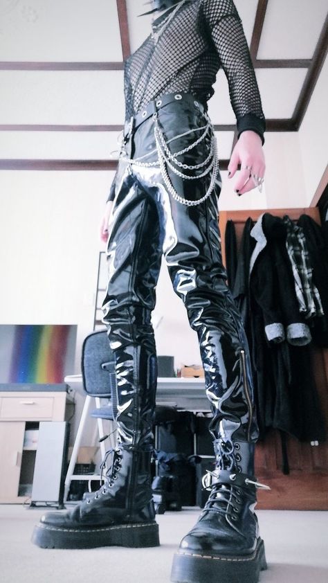 Male Punk Aesthetic, Punk Suit Men, Metal Outfits Male, Punk Male Outfits, Black Male Outfits, Male Punk Outfits, Punk Clothes Men, Alternative Outfits Men, Punk Fashion Male