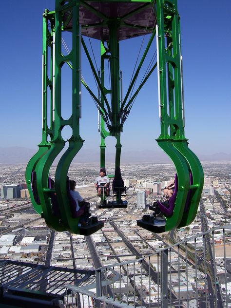 one of three rides on top of the Strat in Las Vegas Stratosphere Las Vegas, Las Vegas Resorts, Casino Resort, Visitor Center, Space Needle, Tourist Destinations, Park Slide, Travel Usa, Nevada