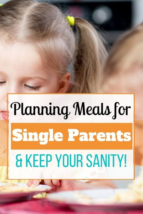 How to meal plan for single parents. Planning out meals for your kids is different when you're a single parent. Traditional meal plans won't work. Download this free meal planner for single parents. Meals For Single Moms, Meal Prep For Single Mom, Easy Meals For Single Moms, Dinners For Single Moms, Single Mom Meal Prep, Single Mom Recipes, Single Mom Meal Planning, Single Parent Hacks, Single Mom Meals