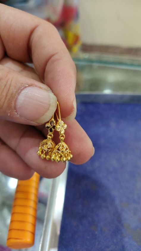 Gold Jhumka Earrings Daily Wear, Mini Jhumkas Gold, Simple Earrings Design, Small Jumkas For Daily Use, Gold Earrings For Kids Baby, 3 Grams Gold Earrings Indian Daily Wear, Bugadi Earring Design In Gold, Jumkas Gold In 10 Grams, Kids Earrings Gold Indian