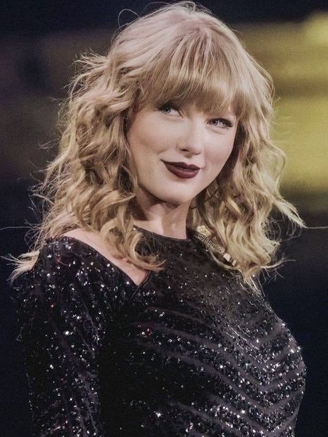 Taylor Swift Fotos, Miss Americana, Taylor Songs, Estilo Taylor Swift, Taylor Swift Hair, Taylor Swift Wallpaper, Swift 3, Long Live Taylor Swift, Live Taylor