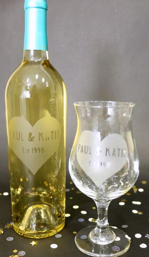 The perfect gift for a special occasion like an Anniversary and Valentine's Day is a Personalized Glass Etched Wine Bottle. An easy DIY craft tutorial idea. Bottle Etching, Make A Stencil, Etching Diy, Wedding Wine Bottles, Sparkling Cider, Sparkling Drinks, How To Make Stencils, Diy Craft Tutorials, Glass Designs