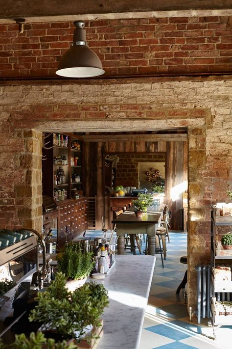 Farmhouse Cafe, Farmhouse Restaurant, Soho Farmhouse, Decoration Vitrine, Industrial Bedroom, European Home Decor, Soho London, Industrial Interiors, Farm Shop