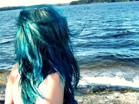 Girls With Blue Hair Teal Hair, Dyed Hair Inspiration, Pretty Hair Color, Peinados Fáciles Para Cabello Corto, كريستيانو رونالدو, Dye My Hair, Hair Inspo Color, Hair Pictures, Dream Hair