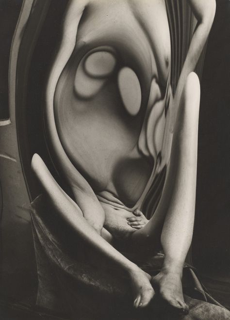 Andre Kertesz, Robert Doisneau, Henri Cartier Bresson, Gelatin Silver Print, Minimalist Photography, Man Ray, Art Institute Of Chicago, Urban Photography, Double Exposure