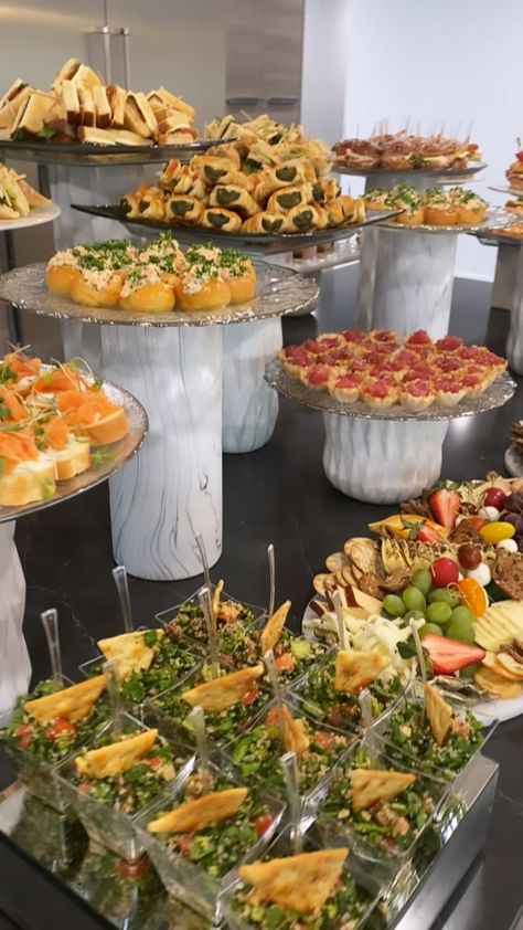 dolce_catering on Instagram: “Food is for eating, and good food is to be enjoyed...” . . . . #dolcecatering #excellenceincatering #dolce #cater #catered #catering… Middle Eastern Catering, Lebanese Catering, Arabic Wedding Decoration, Open Buffet, Party Essen, Wedding Food Stations, Drink Display, Catering Buffet, Food Buffet