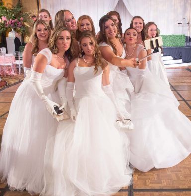 San Francisco Debutante Ball Deb Ball Aesthetic, Debutante Ball Dresses, Debutante Ball Aesthetic, Debutante Dresses White Ball Gowns, Debutante Aesthetic, Debutant Dress, Deb Ball, Deb Dress, Bride Gloves