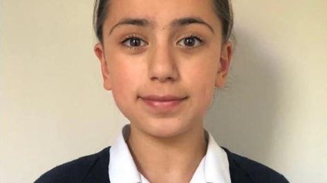 SBS Life | Iranian girl Tara Sharifi gets highest ever Mensa IQ score, beats Albert Einstein Albert Einstein Projects, Mensa Iq Test, Einstein Project, Professor Stephen Hawking, Special Effects Makeup Artist, Modern Physics, High Iq, Great Thinkers, Iq Test