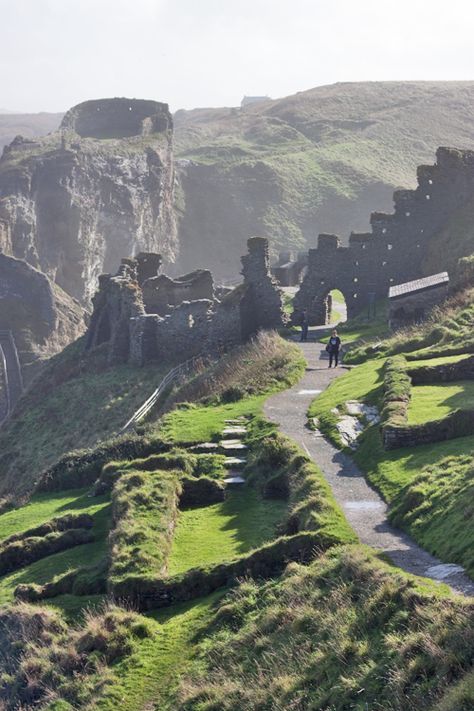 Escaping to Cornwall Tintagel Castle, Old Castle, Cornwall England, Castle Ruins, England And Scotland, The Ruins, A Hill, English Countryside, England Travel