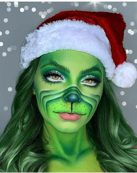 Grinch Halloween Makeup, Fantasy Makeup Ideas Creative, Female Grinch, Grinch Makeup, Grinch Halloween, Xmas Makeup, Grinch Costumes, Maquillage Yeux Cut Crease, Christmas Eye Makeup