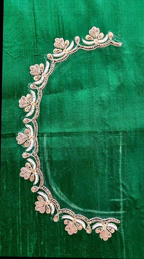 Jardosi Hand Work Border, Neck Zari Embroidery Designs, Embroidery Neckline, Zardosi Embroidery, Hand Work Design, New Gold Jewellery Designs, Latest Model Blouse Designs, Zari Embroidery, Maggam Works