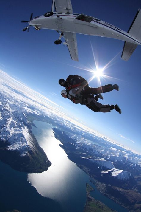 My dream Skydiving Aesthetic, Queenstown Nz, Lake Wakatipu, Hang Gliding, Outdoors Tattoo, Bungee Jumping, Adventure Bucket List, Skydiving, Break Dance