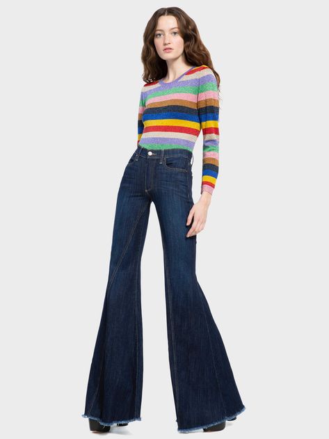 60s Jeans, Focused Aesthetic, 60s Fashion Trends, Donna Pinciotti, 70s Jeans, Jean Fashion, 60s And 70s Fashion, 70s Women, 70s Inspired Fashion